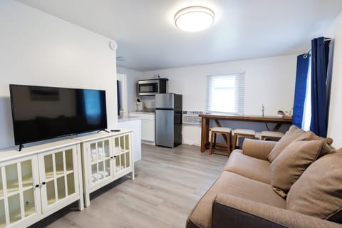 Luxury Suite | Living area