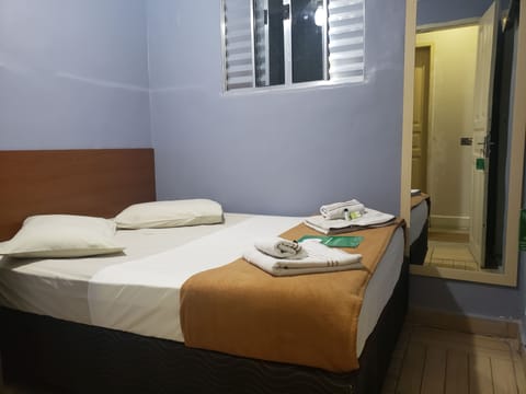 Double or Twin Room, 1 Double Bed, Non Smoking | Minibar, free WiFi, bed sheets