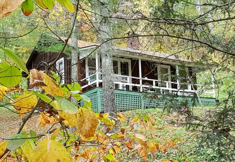 Cabin, 2 Bedrooms | Premium bedding, pillowtop beds, individually decorated