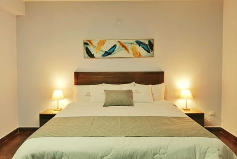 Romantic Double Room | Desk, laptop workspace, free WiFi