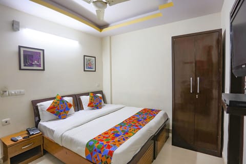 Deluxe Double Room | Premium bedding, desk, free WiFi, bed sheets