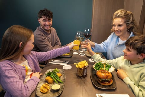 Breakfast, lunch, dinner served; local cuisine