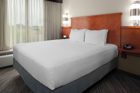 1 bedroom, premium bedding, down comforters, in-room safe