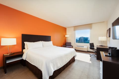 Standard Room, 1 King Bed (Top Floor) | Premium bedding, in-room safe, desk, laptop workspace