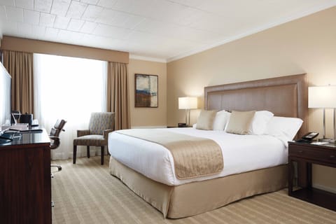 Select Comfort beds, in-room safe, individually decorated