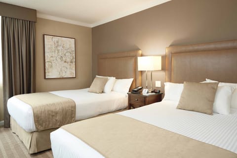 Suite (Double) | Select Comfort beds, in-room safe, individually decorated