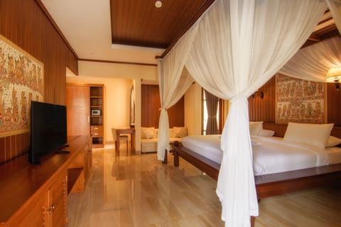 One Bedroom Private Pool Villa | Minibar, desk, laptop workspace, rollaway beds