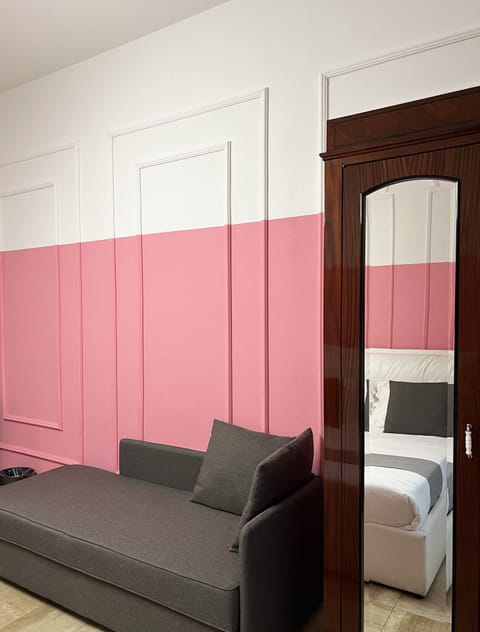 Deluxe Triple Room | Egyptian cotton sheets, premium bedding, down comforters, minibar