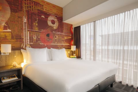 Deluxe Room, 1 Double Bed | Premium bedding, in-room safe, desk, laptop workspace