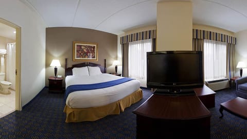 Suite, 1 King Bed, Accessible (Roll-In Shower) | In-room safe, desk, laptop workspace, iron/ironing board