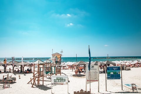 Beach nearby, beach towels