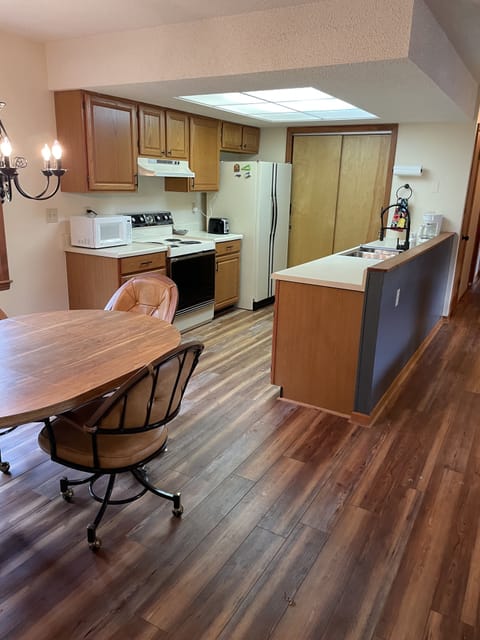 Fully stocked kitchen.