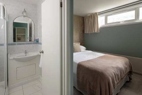 Economy Double Room | Hypo-allergenic bedding, in-room safe, individually furnished, desk
