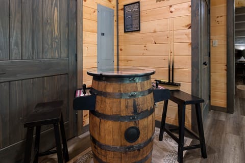 Pub table multi-cade arcade game. Free play!