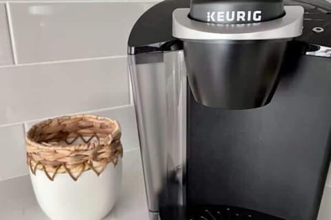 Fully equipped kitchen.