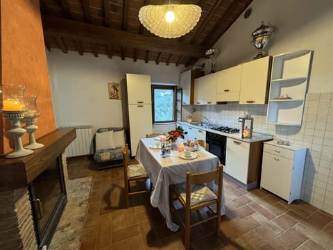 Furniture, Interior Design, Flooring, Wood, Ceiling, Room, Floor, Countertop, Kitchen, Cabinetry