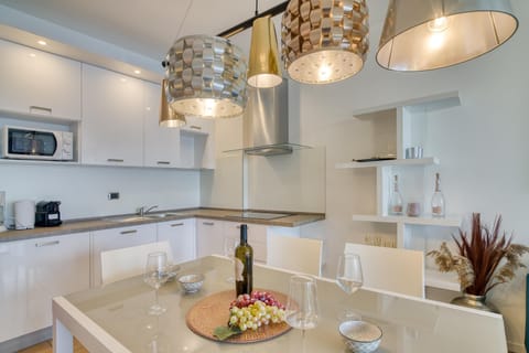 Kitchen and dining area