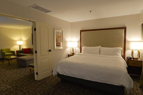 Suite, 1 King Bed, Balcony | In-room safe, iron/ironing board, free cribs/infant beds, rollaway beds