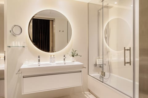 Classic Room | Bathroom | Rainfall showerhead, designer toiletries, hair dryer, bathrobes