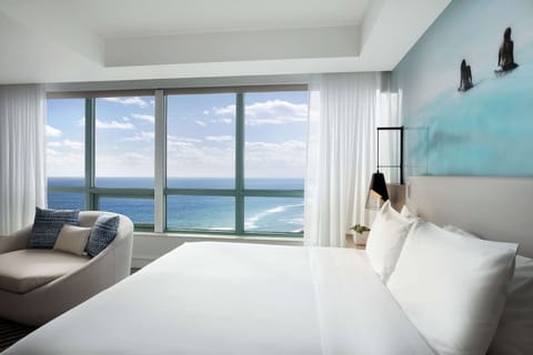 Penthouse, 1 King Bed, Balcony, Oceanfront | Premium bedding, pillowtop beds, in-room safe, iron/ironing board