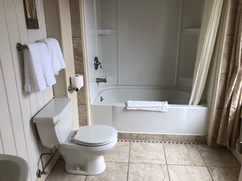 2 Full Beds | Bathroom shower