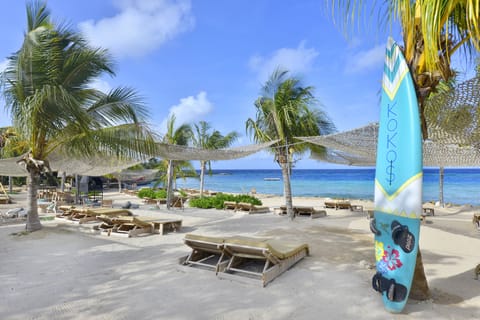 Beach nearby, beach towels