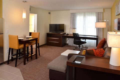 Suite, 1 Bedroom | Living area | LED TV, pay movies