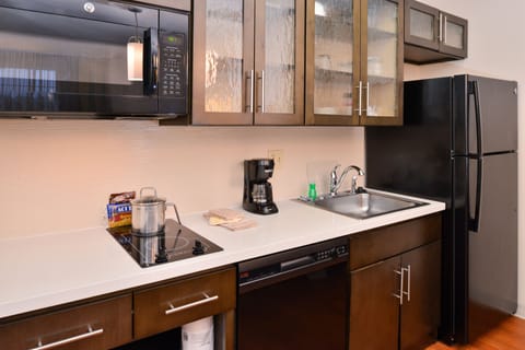 Suite, 1 Bedroom | Private kitchenette | Full-size fridge, microwave, dishwasher, coffee/tea maker