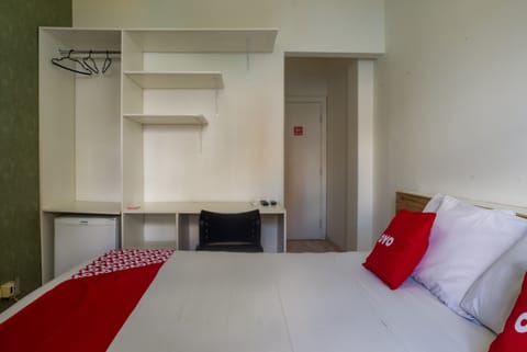 Superior Double Room | Minibar, desk, iron/ironing board, free WiFi