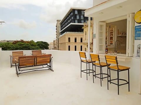 Panoramic Apartment | Terrace/patio