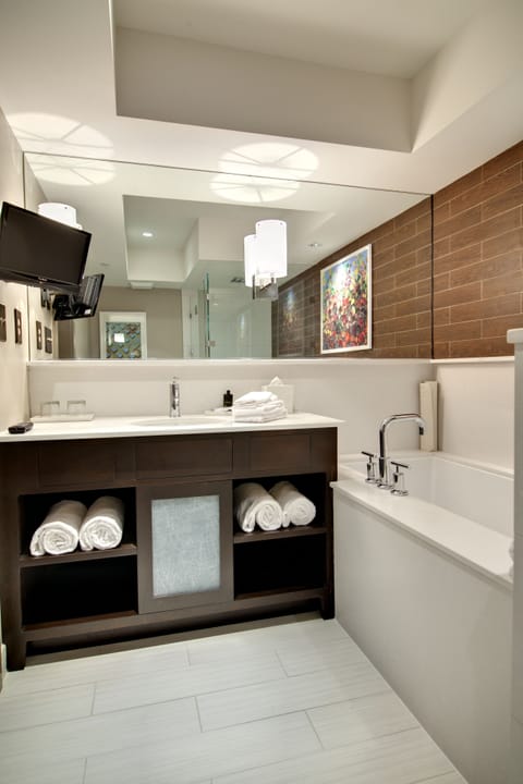 Standard Room, 1 King Bed | Bathroom | Separate tub and shower, deep soaking tub, rainfall showerhead