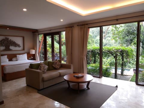 Suite Room with Private Pool | Premium bedding, minibar, in-room safe, individually decorated