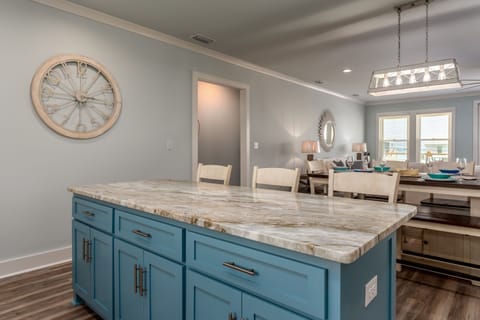 Southern Ties Kitchen Bar