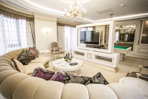 Royal Apartment, 2 Bedrooms (Panorama Suite) | Living room | Flat-screen TV