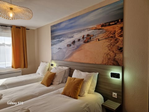 Triple Room, Non Smoking, Balcony | Premium bedding, desk, iron/ironing board, free WiFi