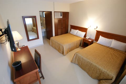 Standard Room | In-room safe, blackout drapes, free WiFi, bed sheets