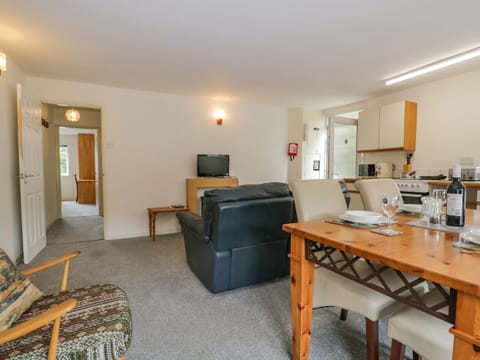 Fridge, electric kettle, toaster, cookware/dishes/utensils