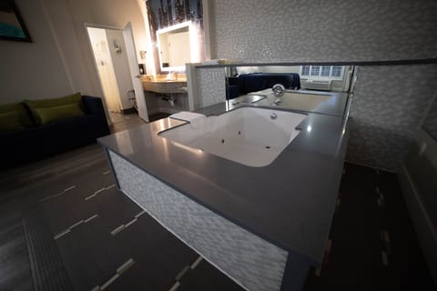 Exclusive Room | Private spa tub