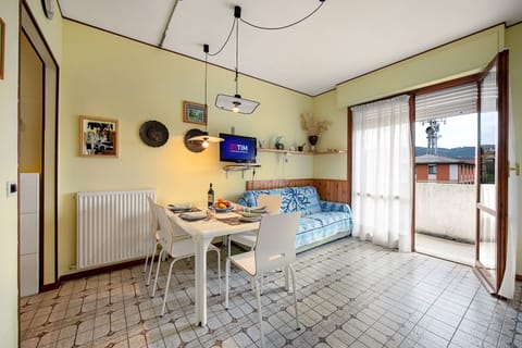 Living and dining room