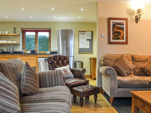 Open plan living space | Over Brandelhow, Keswick