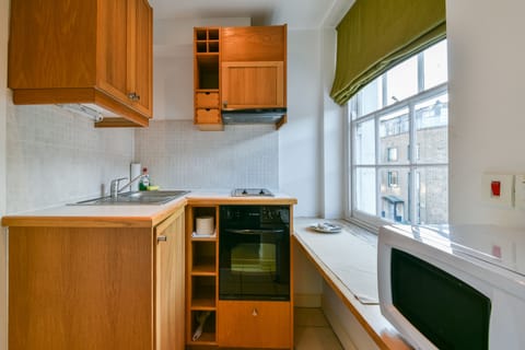 Standard Double Room | Private kitchenette | Fridge, microwave, electric kettle