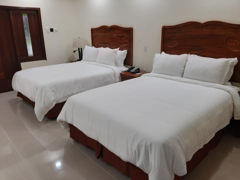 Standard Single Room | Egyptian cotton sheets, premium bedding, down comforters, pillowtop beds