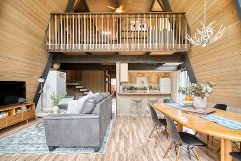 Dining table sits 6.