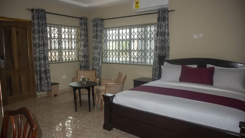 Superior Double Room, 1 Queen Bed | Desk, free WiFi, bed sheets