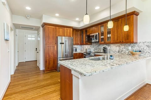 "We had a great time at the condo for the Thanksgiving holiday. The kitchen made it possible to celebrate with food at the condo itself." Desi Dec 2023