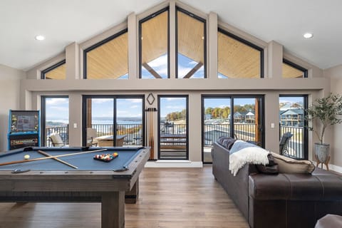 Upper Level Rec Room with beautiful lakeview