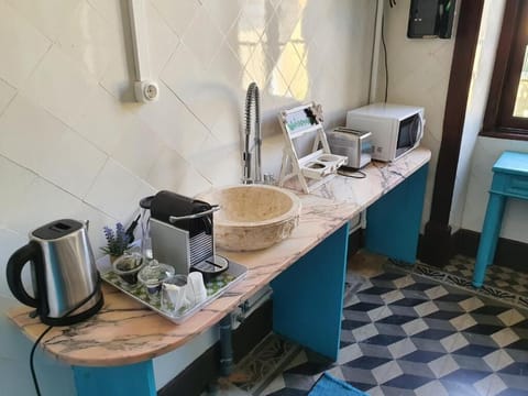 Shared kitchen facilities