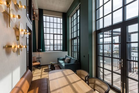 Superior Suite with Balcony - no pets | Living area | Smart TV