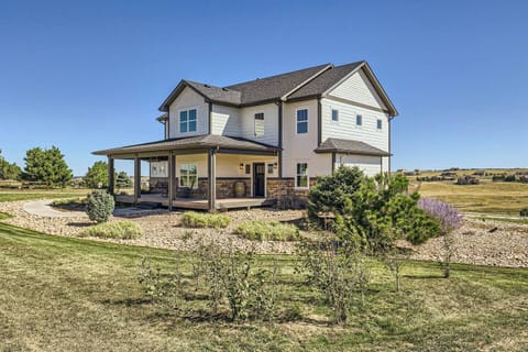 More outdoor views of home