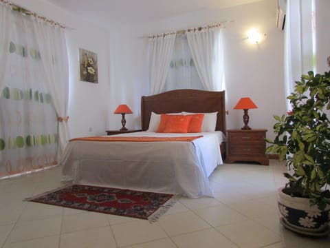 Family Villa, 3 Bedrooms, Kitchen, Sea View | 3 bedrooms, premium bedding, Select Comfort beds, in-room safe